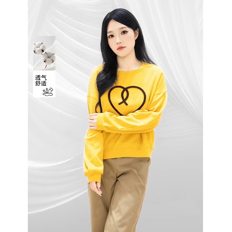 MASIENDI/玛丝恩迪早秋时尚宽松显瘦套头长袖减龄卫衣330037