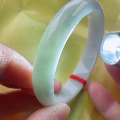 翡翠手镯未镶嵌正58无纹裂48小时鉴赏期