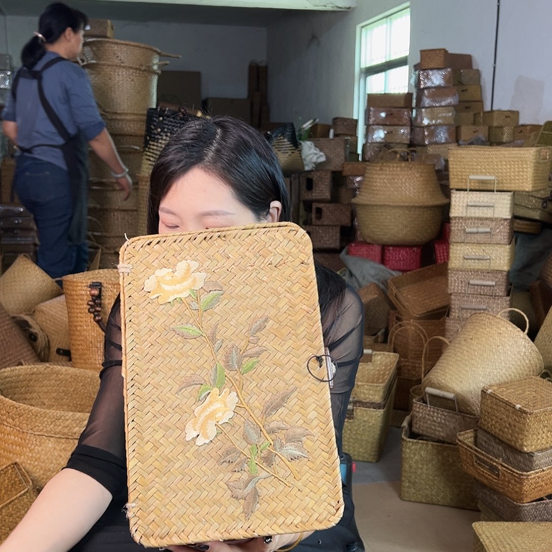 草编草编包/草编收纳盒带瑕疵