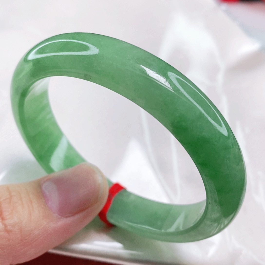 未镶嵌手镯翡翠51.5圈口贵妃完整