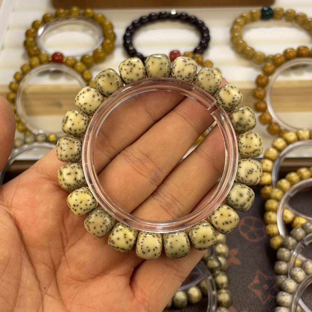 星月菩提手串侧留白福利