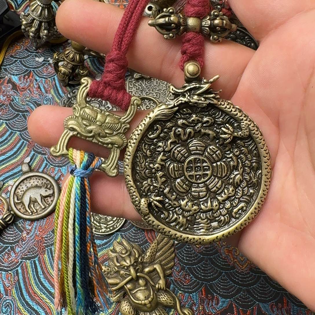 甜****藏式风格九宫八卦牌