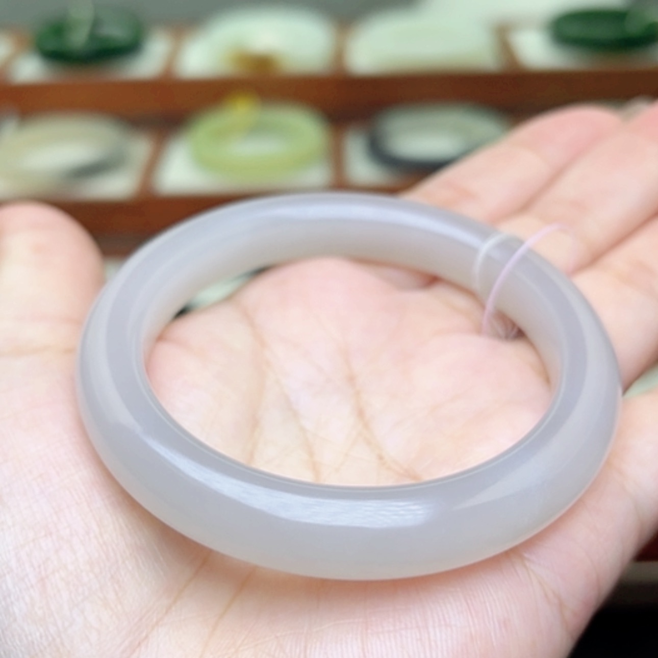 【闪购商品】和田玉手镯未镶嵌