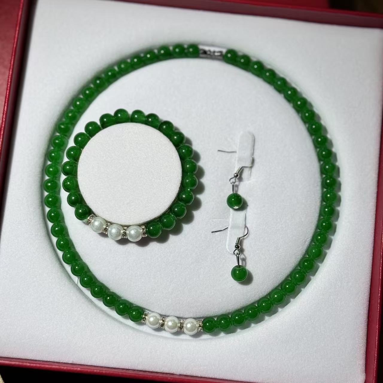 K388绿项链+手串+耳环套装 无礼盒