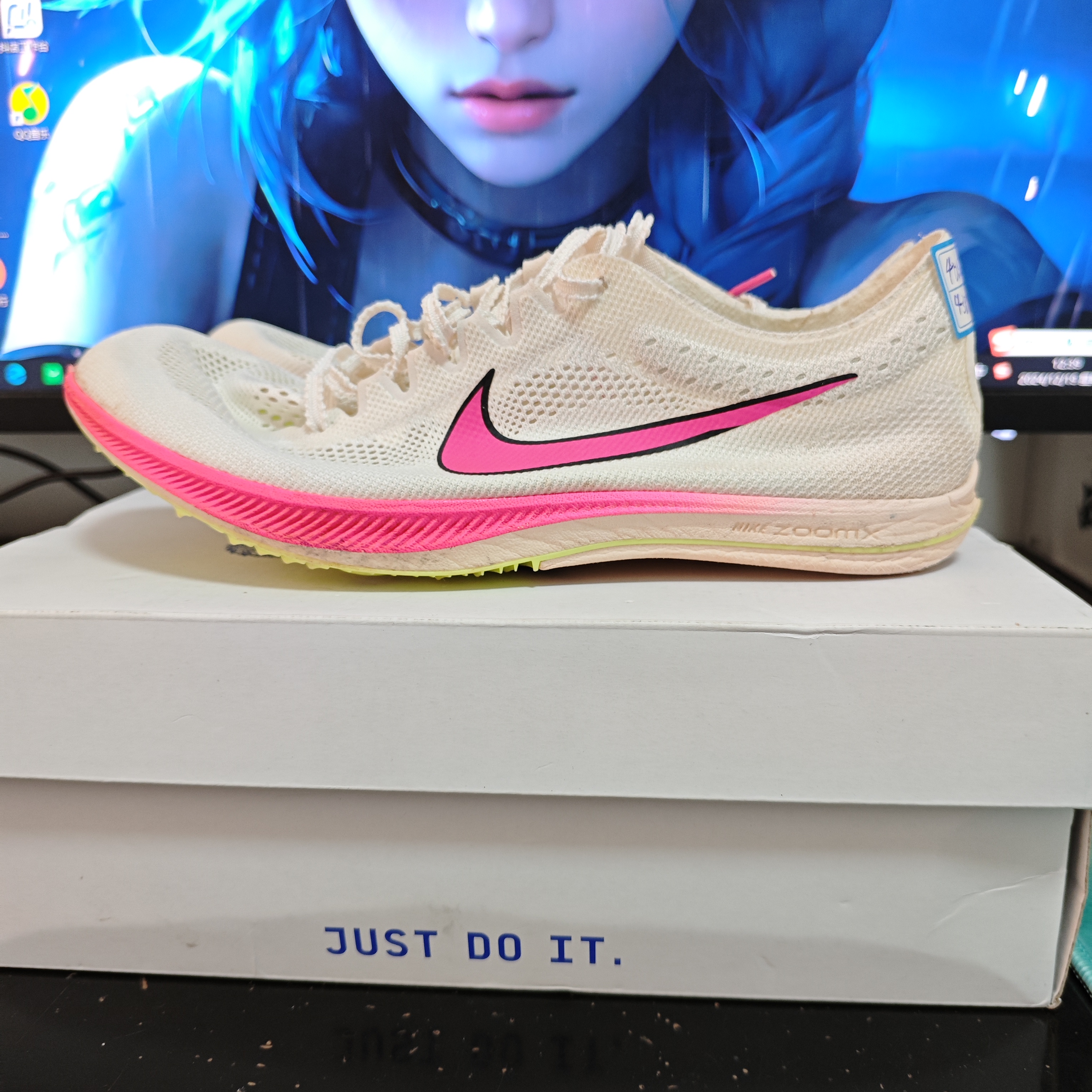编号B84  Nike二手蜻蜓钉鞋40.5码钉鞋低帮