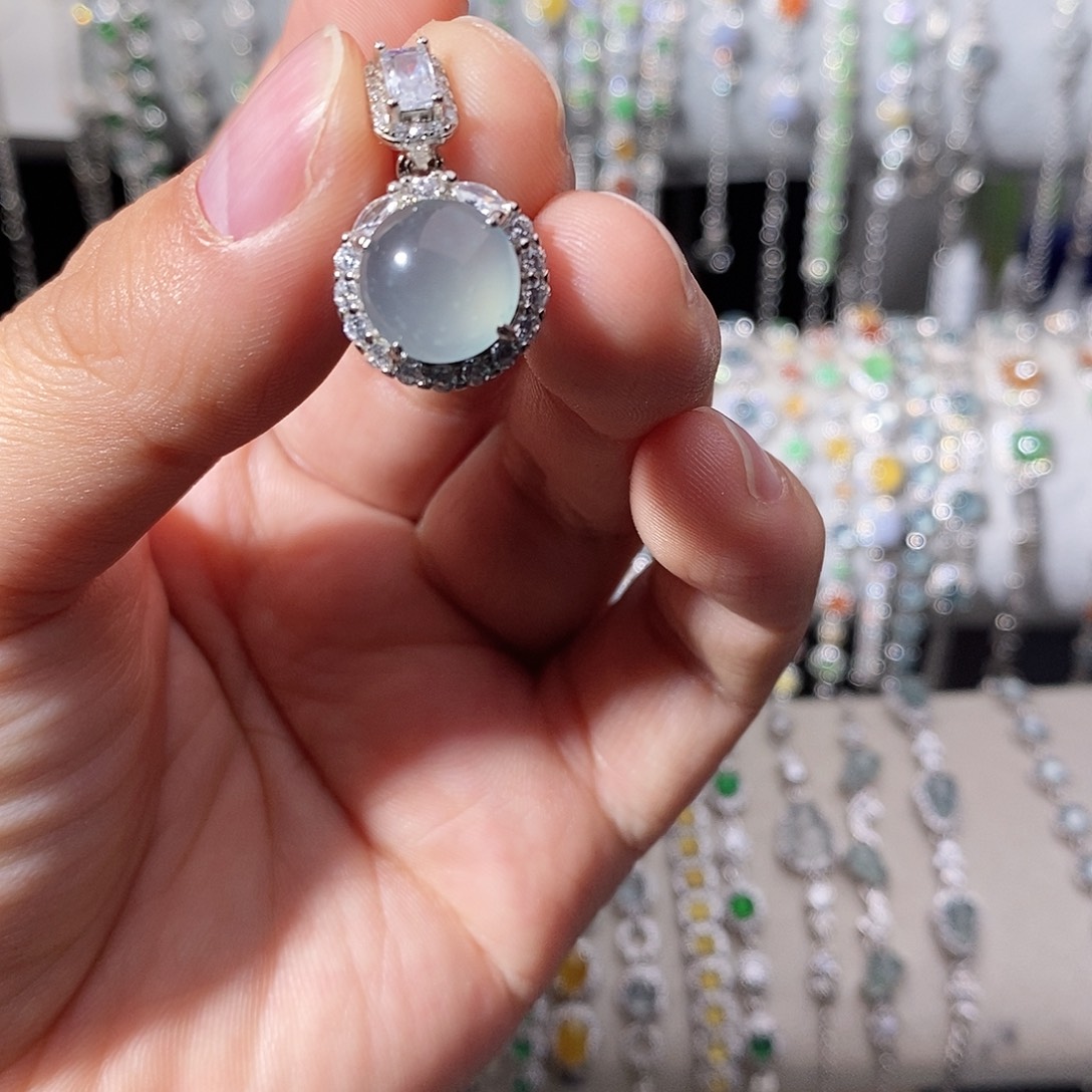 翡翠银S925镶嵌颈饰