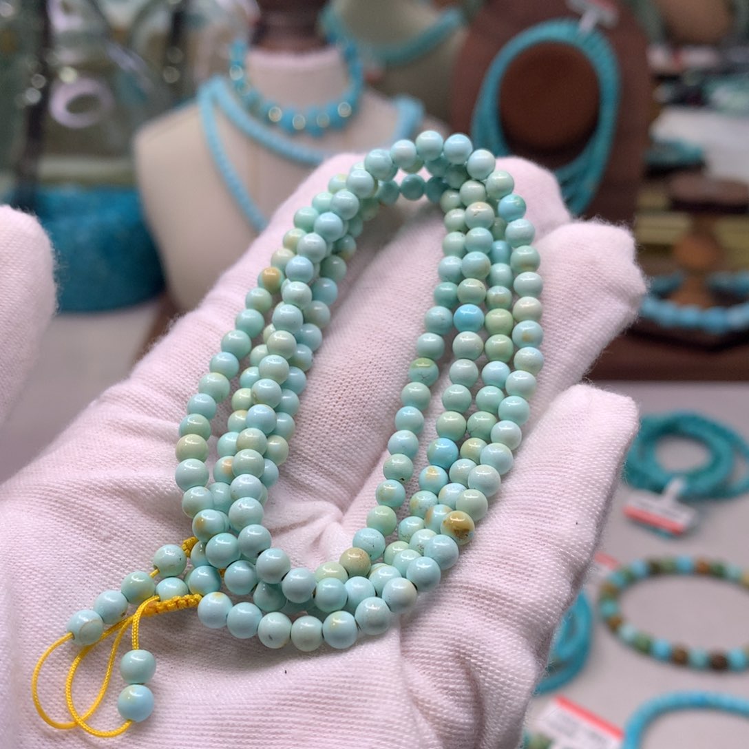 绿松石配饰未镶嵌