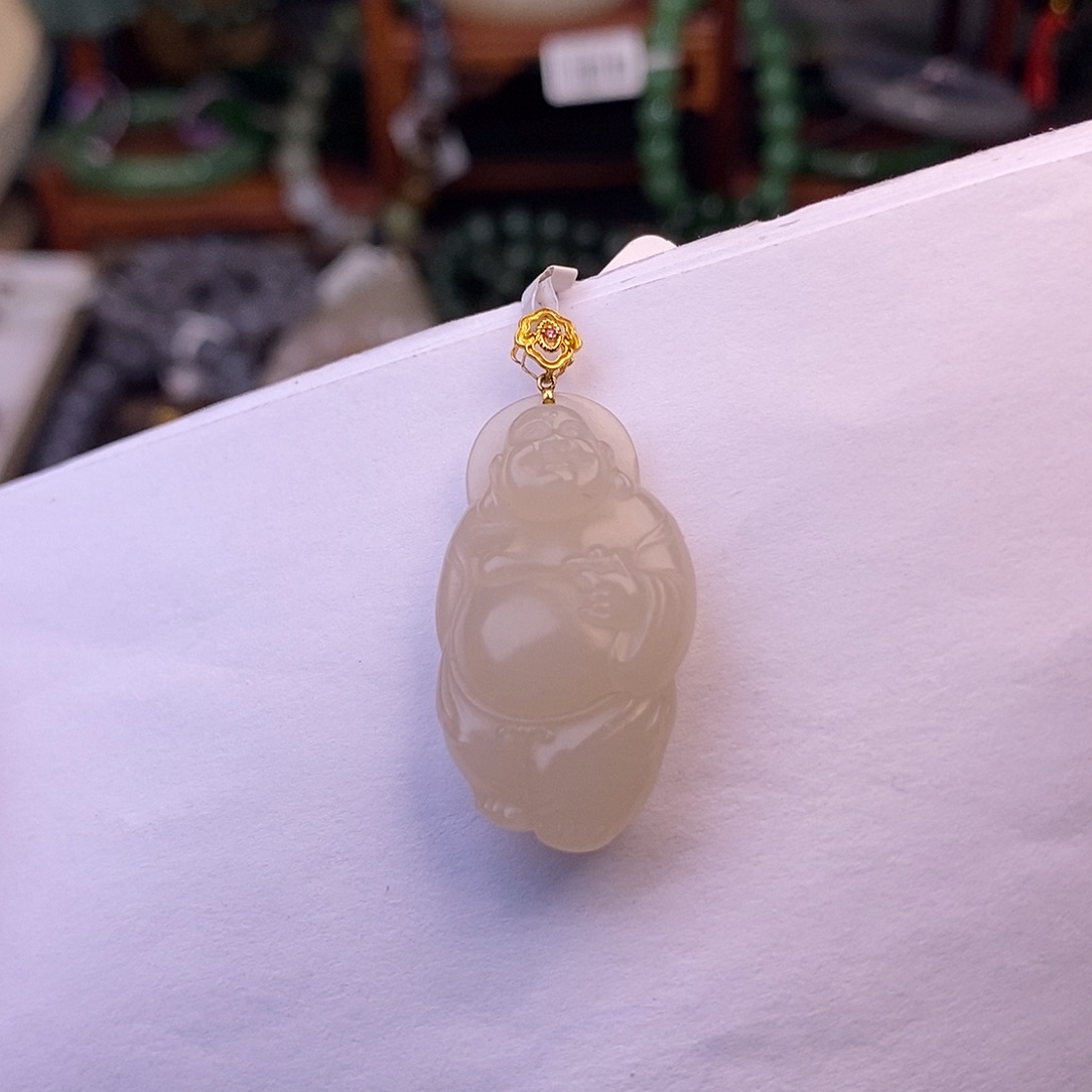 和田玉清货价熟藕粉金镶站佛未镶嵌