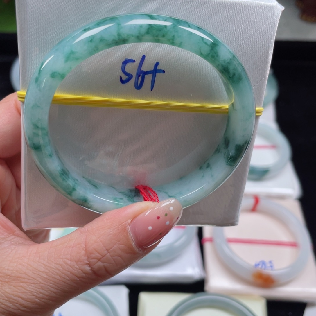 翡翠手镯未镶嵌缅甸翡翠手镯12