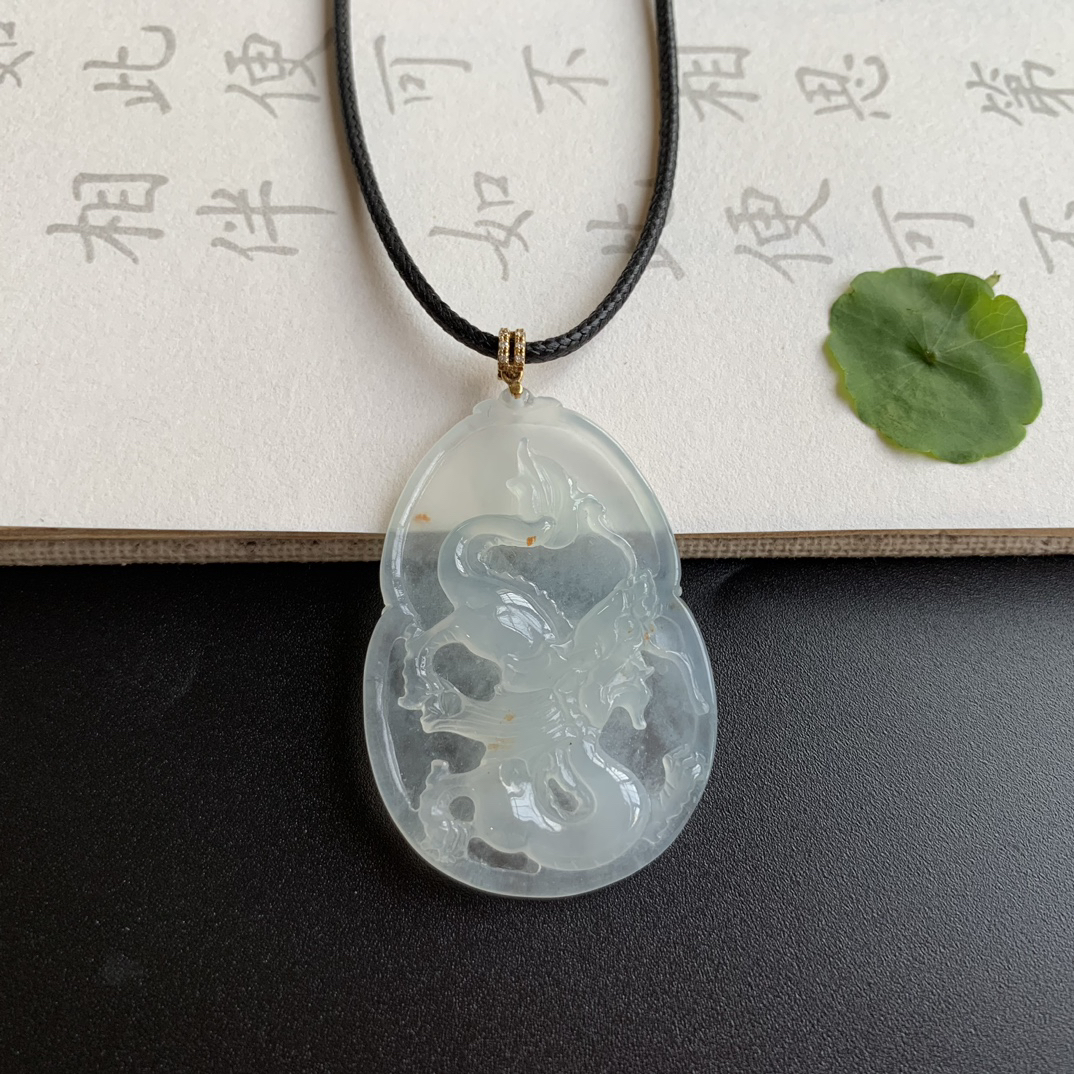 B4纯天然缅甸翡翠《龙牌》冰透精雕精美镶嵌