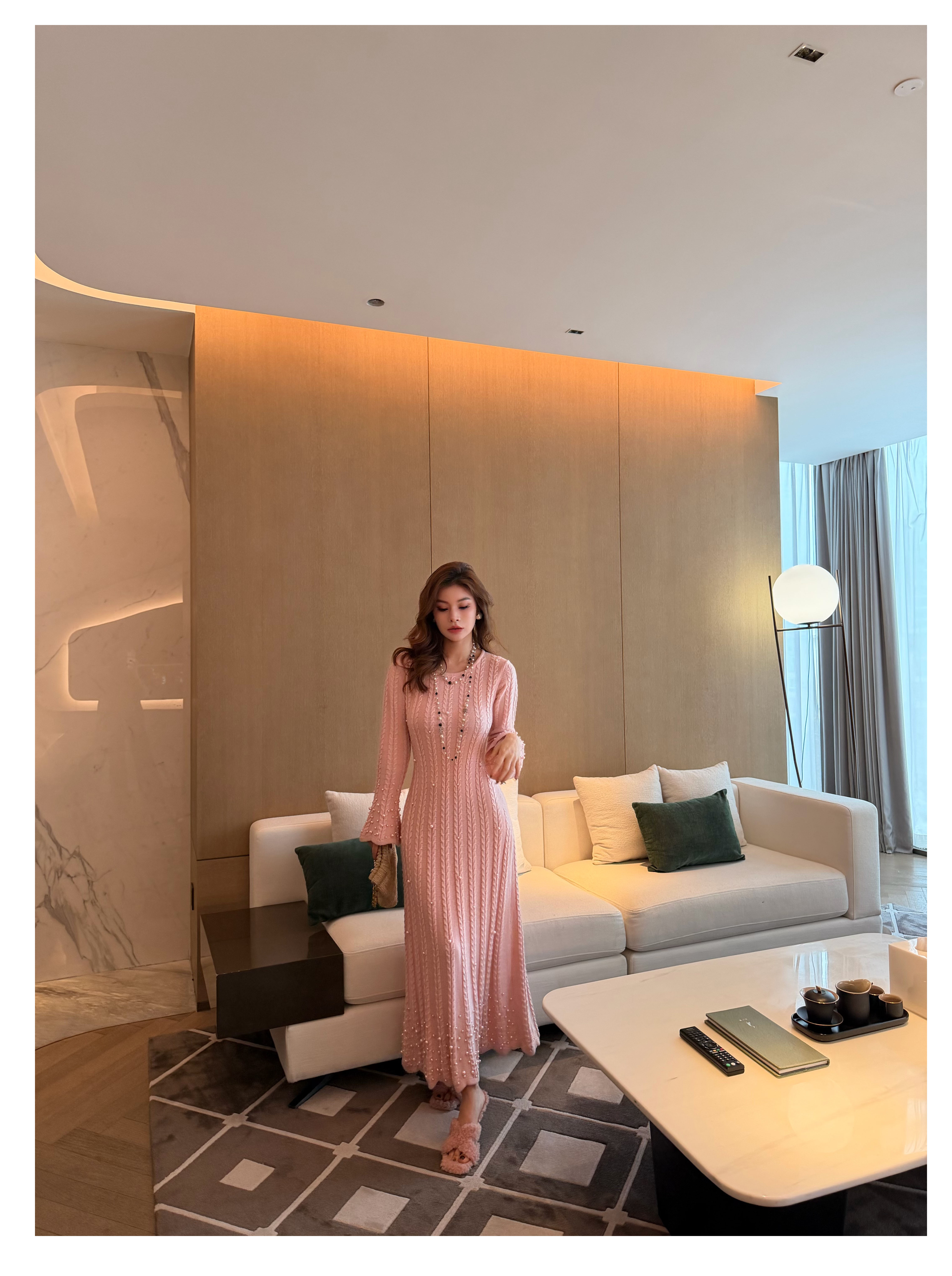 郭甜心【粉色马卡龙】25秋冬新款圆领套头高腰长袖连衣裙C-T2810