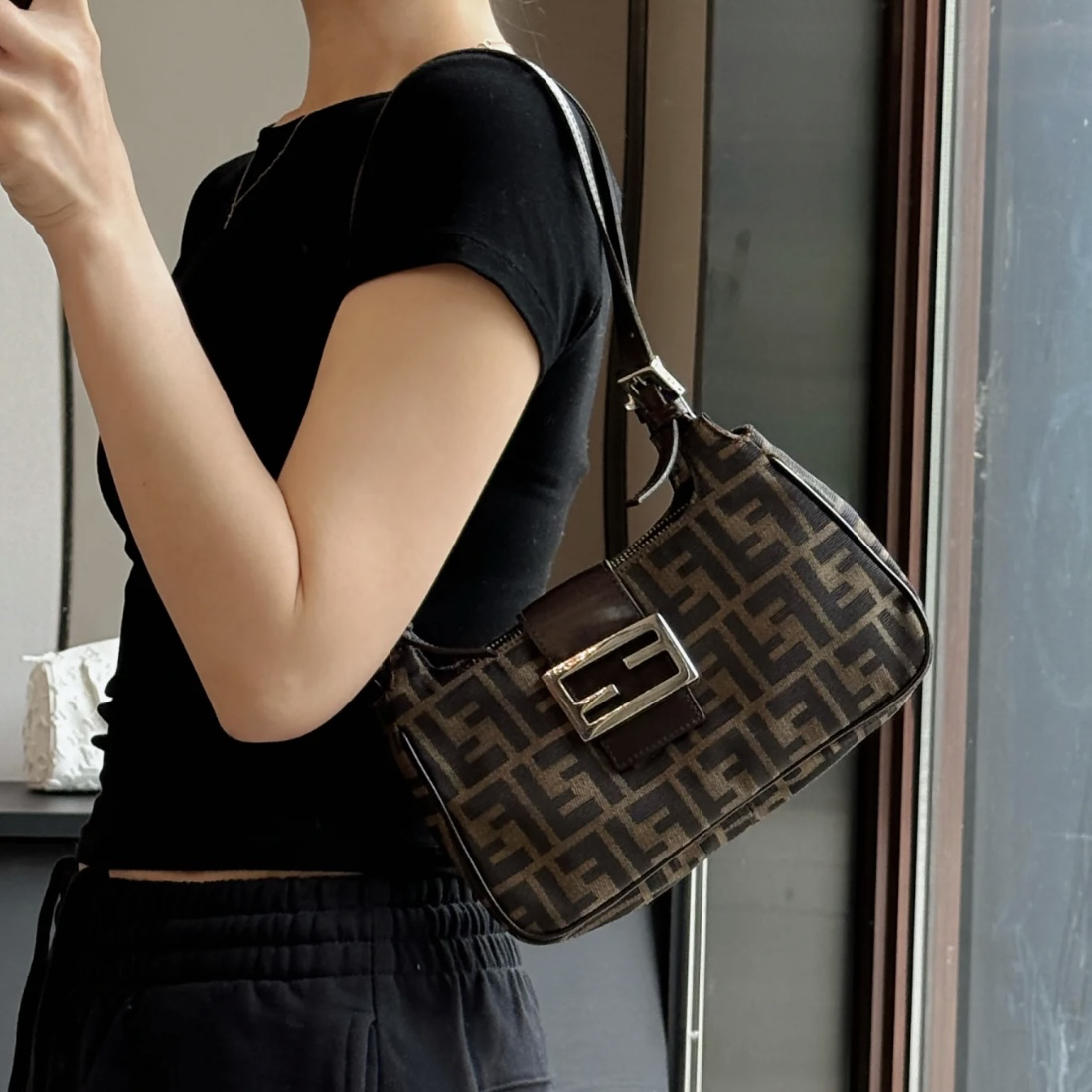 95新 FENDI/芬迪 芬迪老花双肩带单肩包