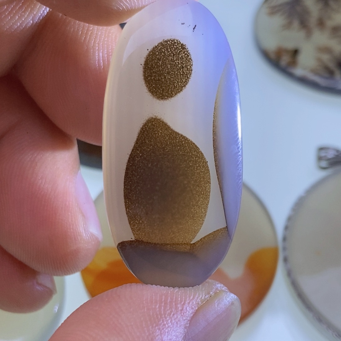 【闪购商品】未镶嵌颈饰玛瑙/玉髓鲸**哥