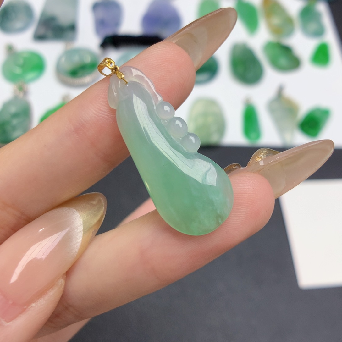 翡翠颈饰18K金镶嵌888888888