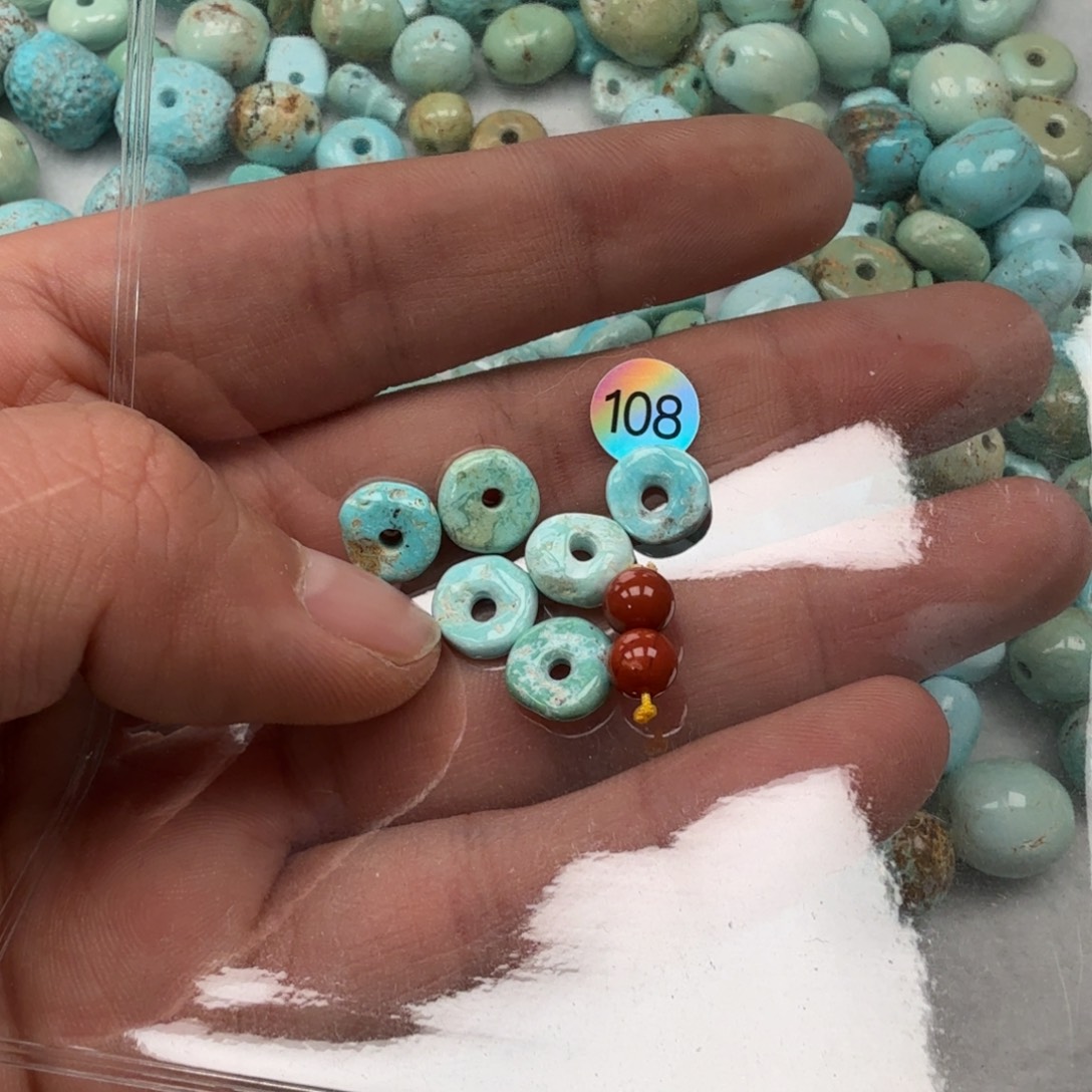 南红玛瑙未镶嵌珠宝奇石