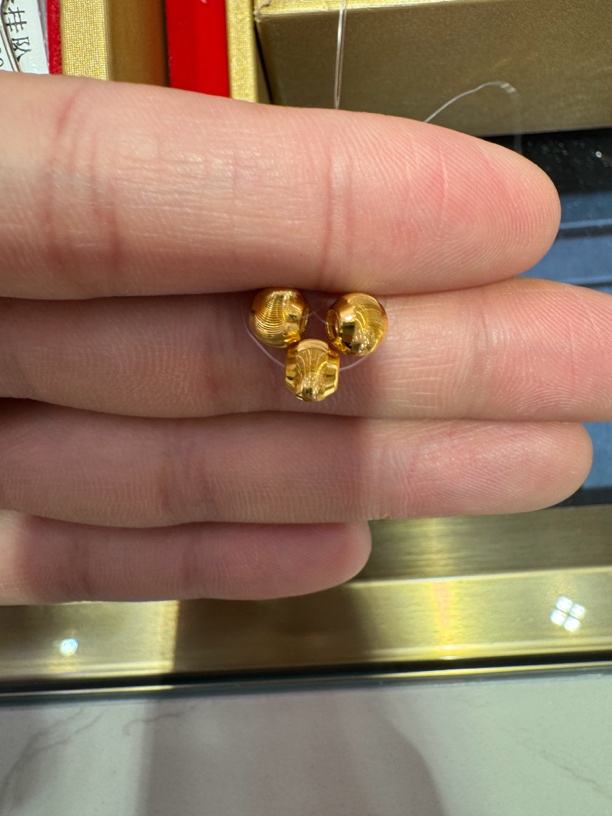 时尚足金999卡6 猫眼3颗 重金 