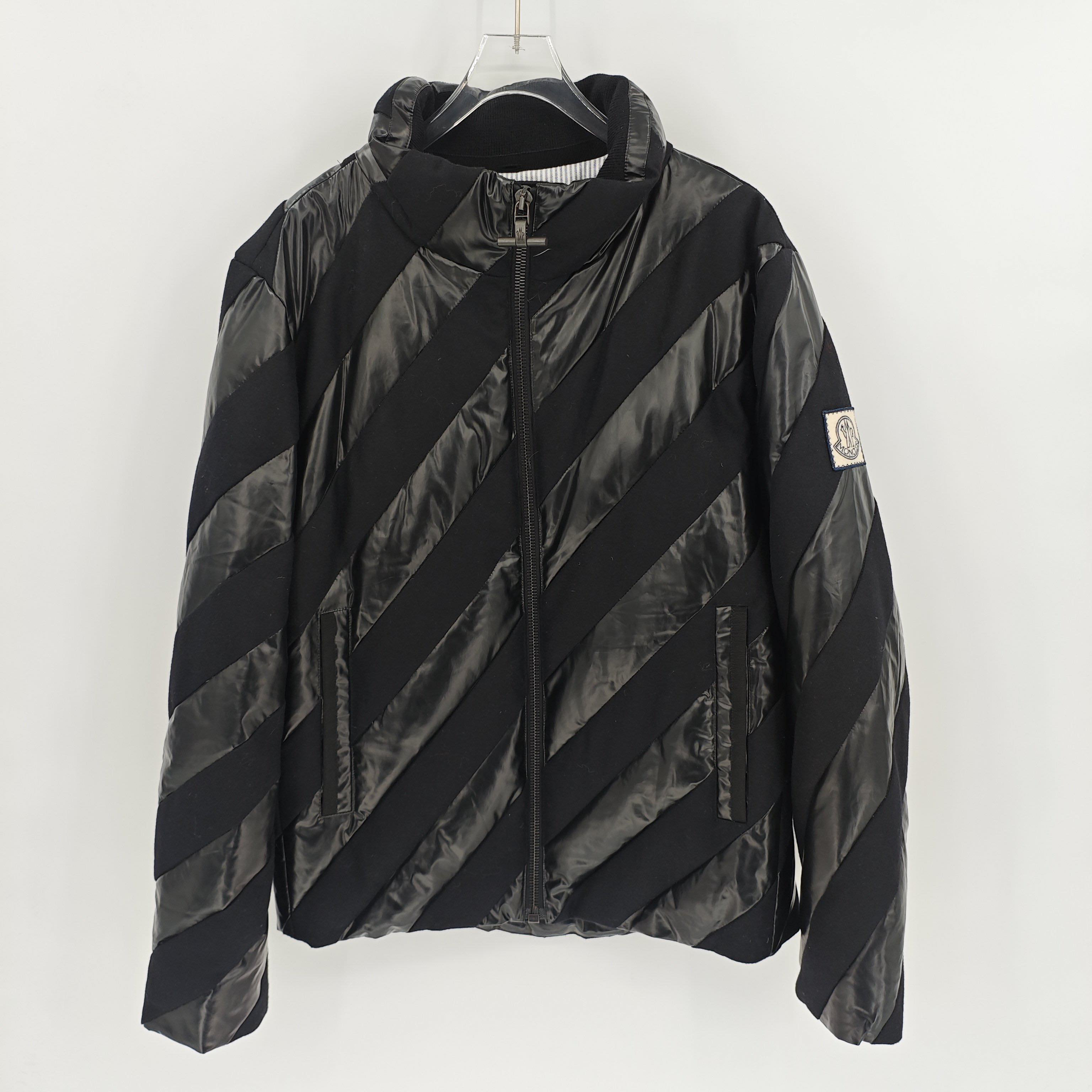 99新 MONCLER TB联名羊绒拼接条纹羽绒服/3码/Sw24731