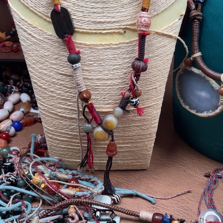 玛瑙/玉髓颈饰未镶嵌