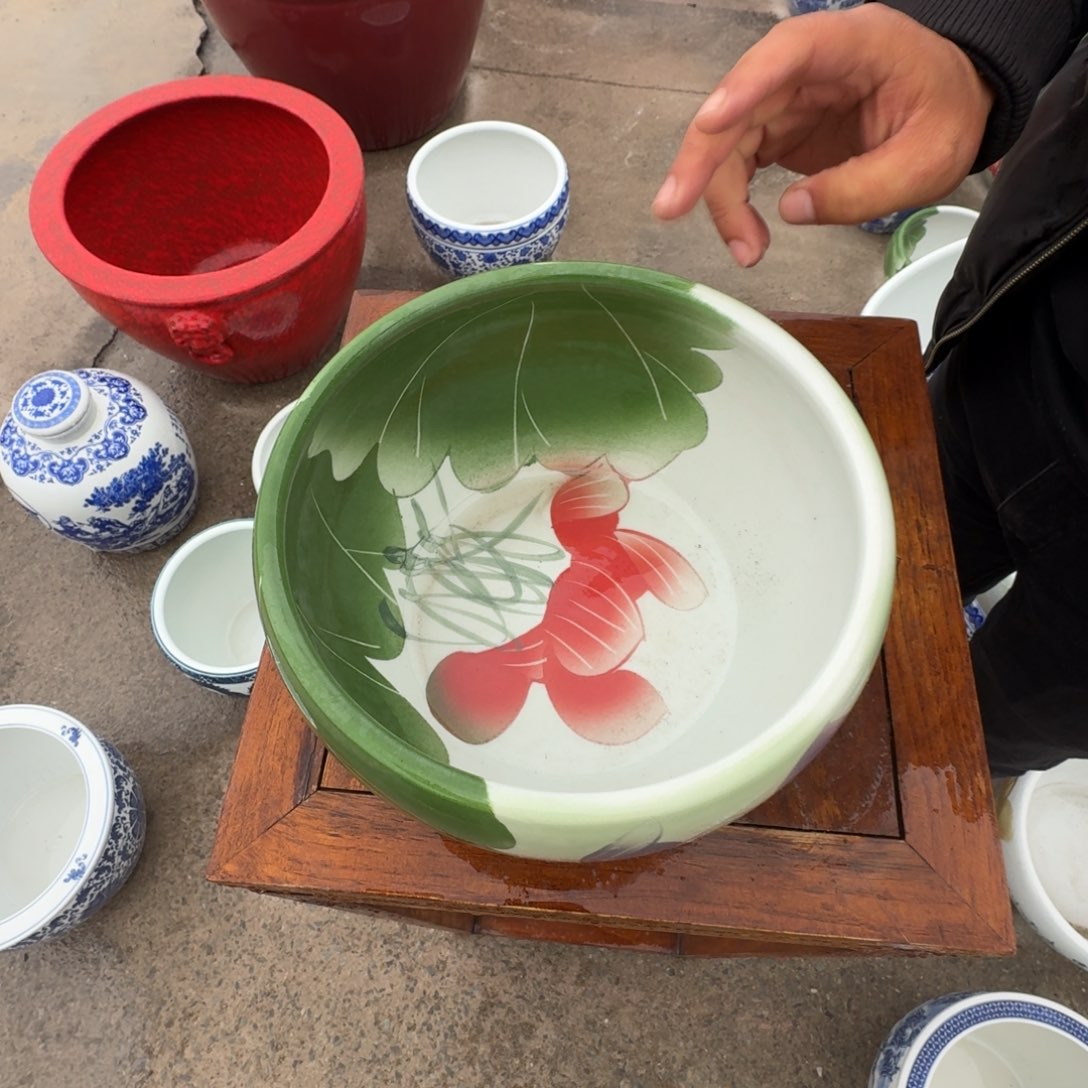 瓷片直径23，高13。。。