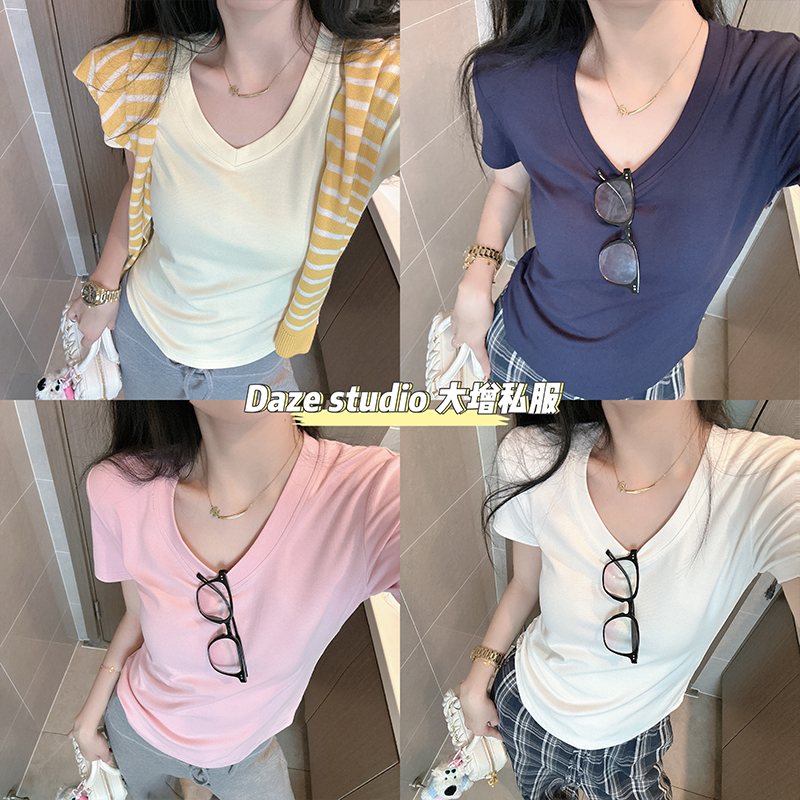 大增家，显瘦20斤V领短袖T恤女夏季必备版型设计，纯欲风女短袖上衣