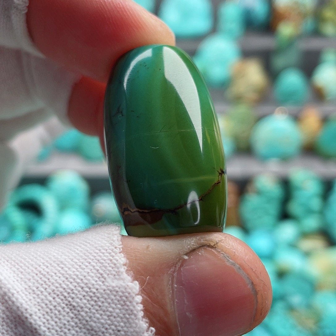 绿松石颈饰未镶嵌