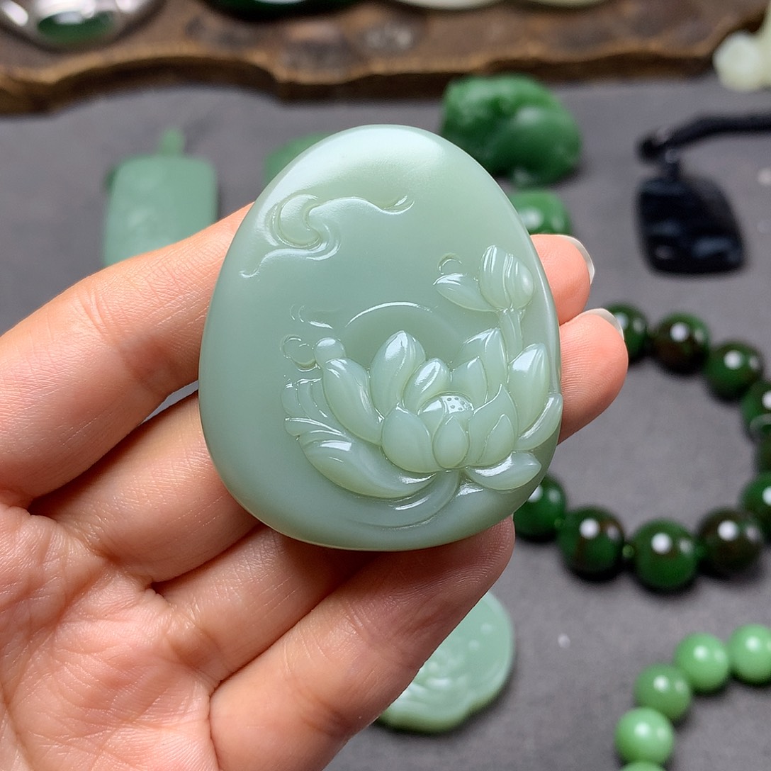 和田玉颈饰未镶嵌用****7