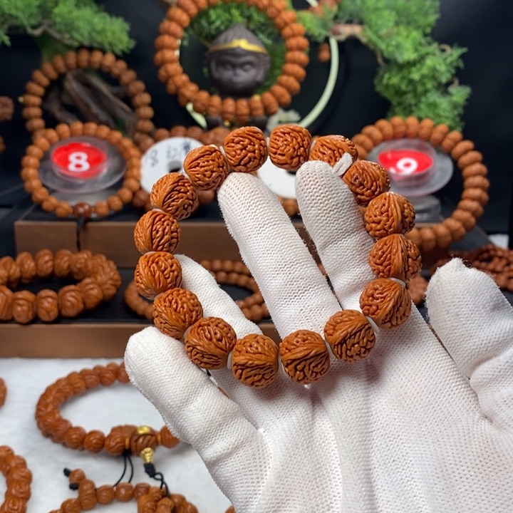 桃核吊坠秦岭龙纹