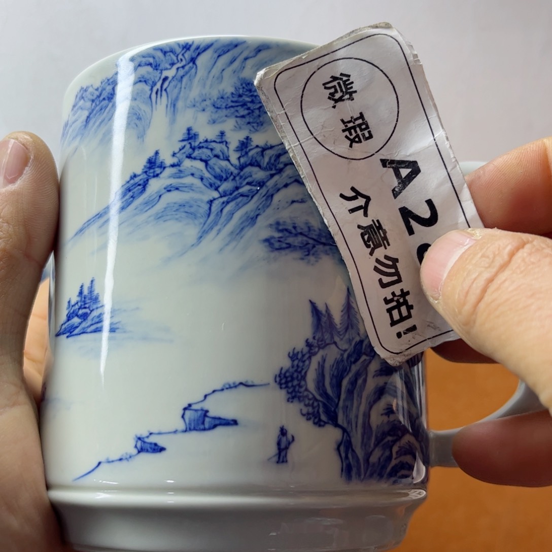 杯子临**产手工手绘的陶瓷，
