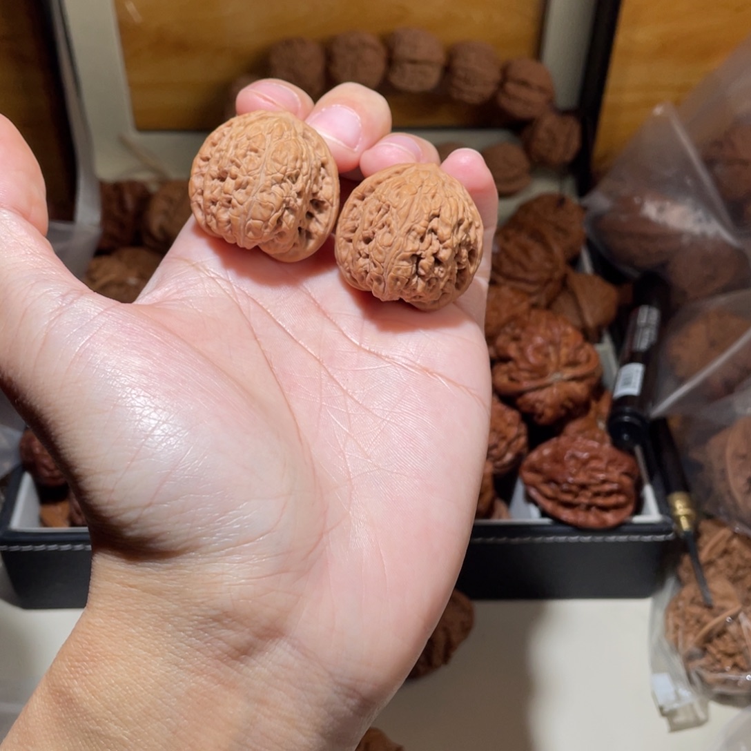 34尺寸全品无修红宝石