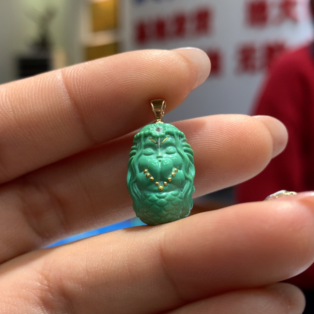 绿松石配饰18K金镶嵌