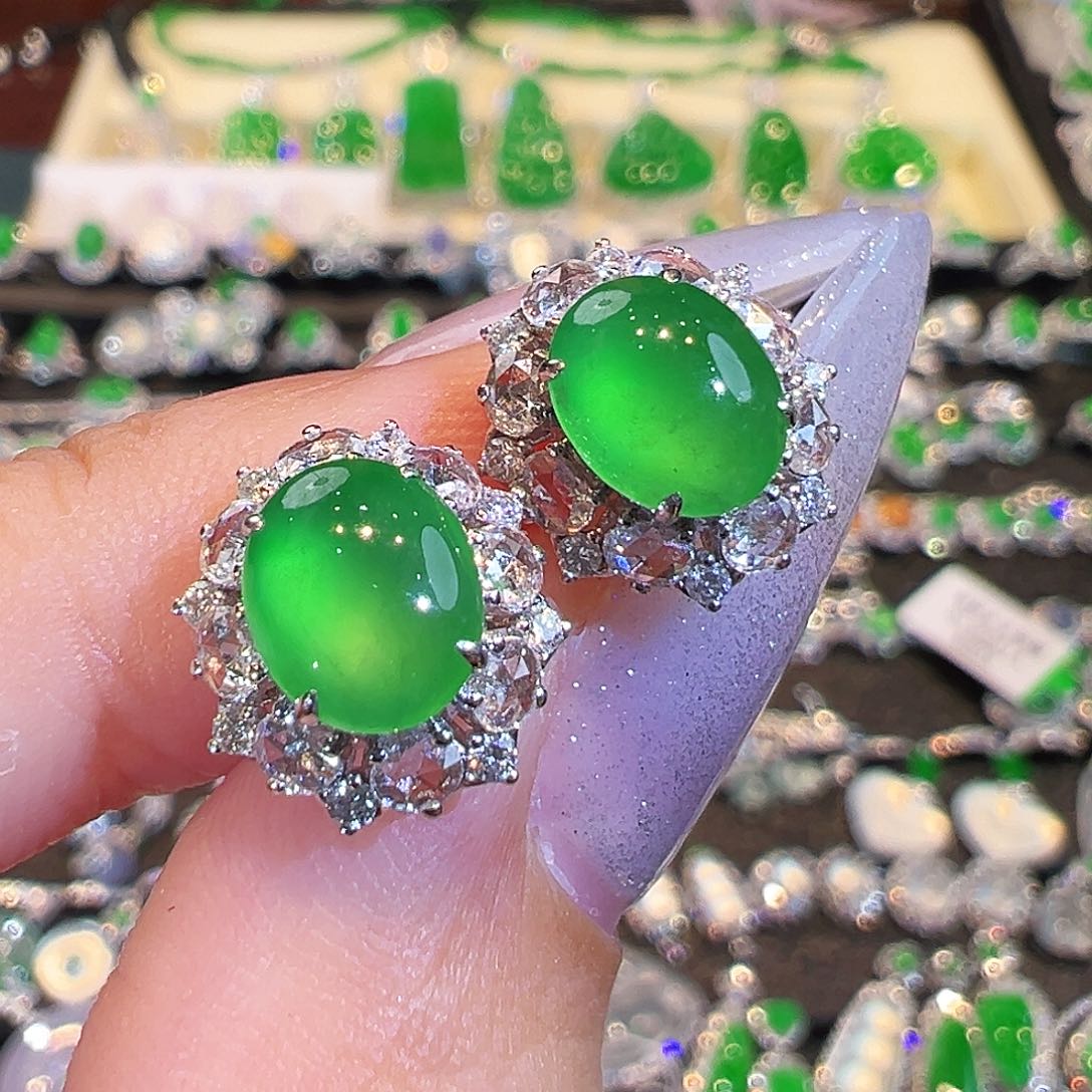 翡翠耳钉18K金镶嵌翡翠