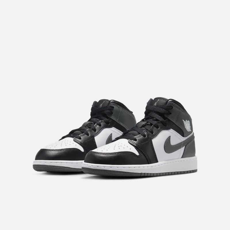 NIKE/耐克25春款大童女AIR JORDAN AJ1板鞋运动篮球鞋DQ8423-001