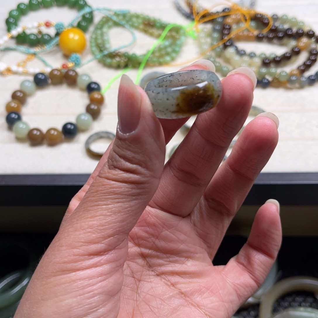 欢***》和田玉未镶嵌珠宝半成品指环20