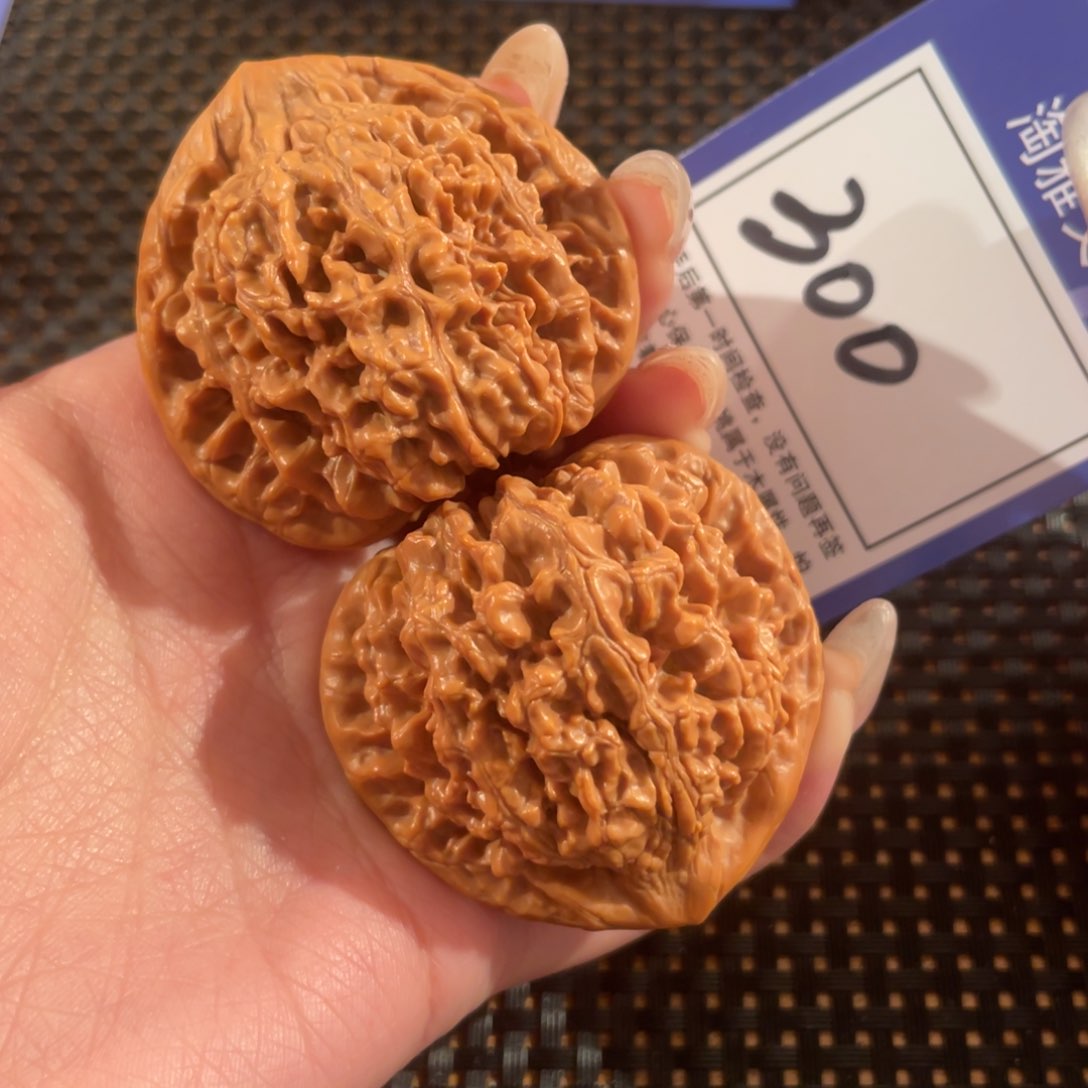 文玩核桃把件300号46尺官帽