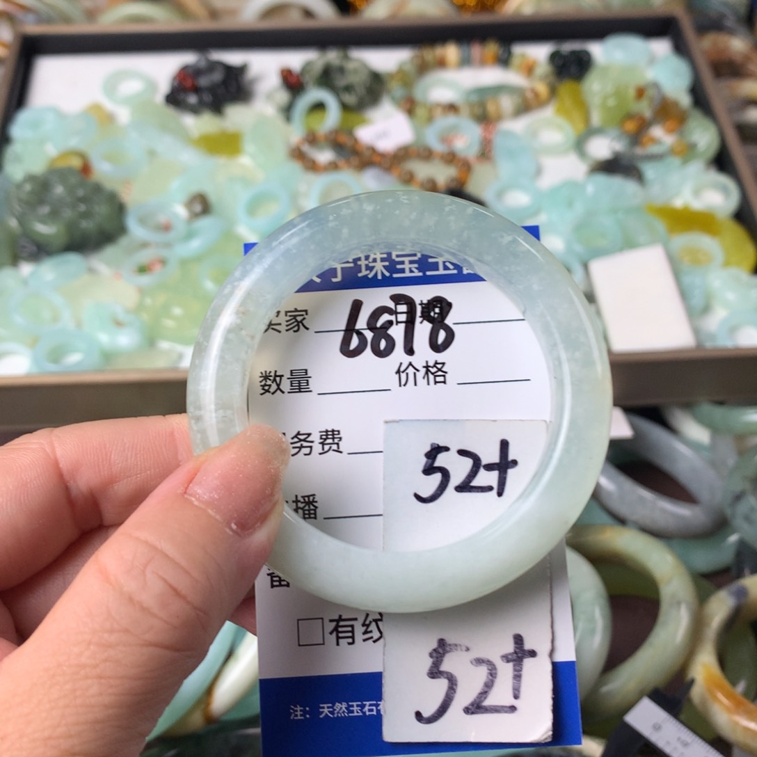 蛇纹石玉手镯未镶嵌6878