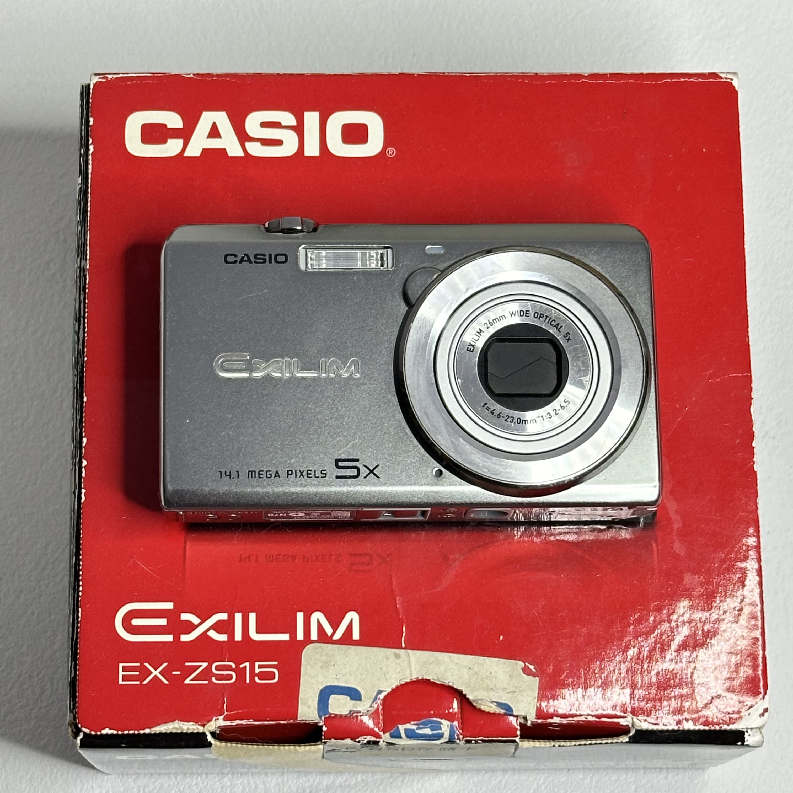 9新 Casio/卡西欧 ZS15 1410w像素5倍光变 带原盒热门复古冷白CCD