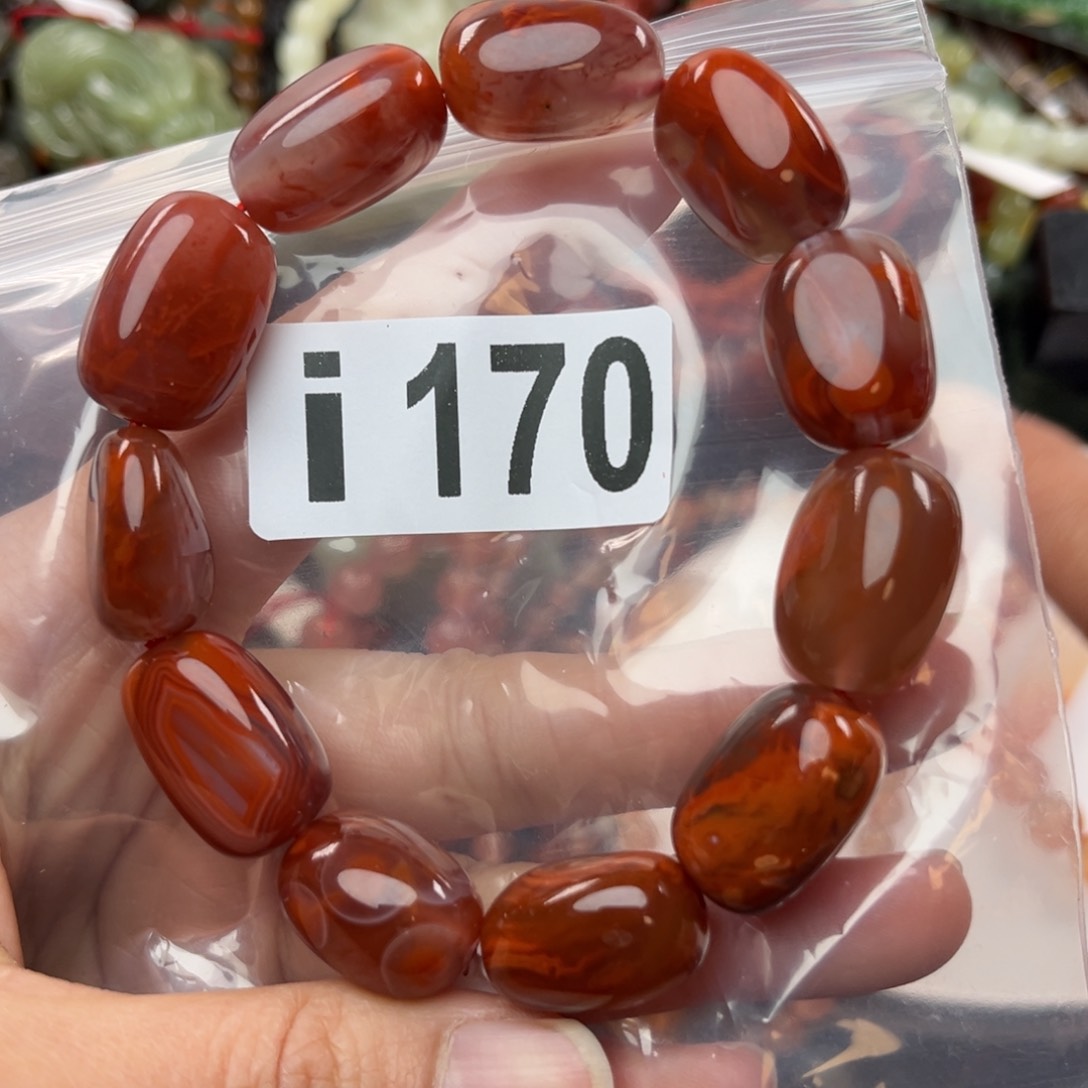 南红玛瑙未镶嵌珠宝奇石