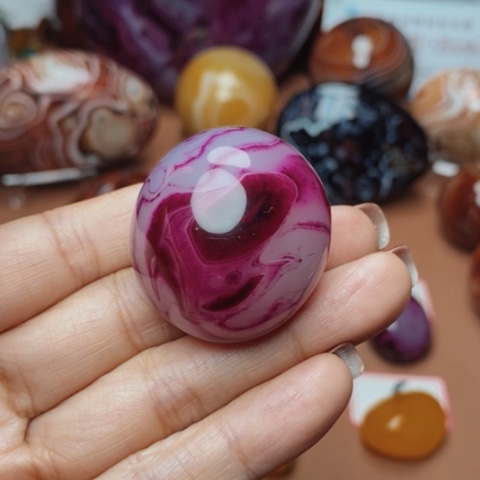 未镶嵌玛瑙/玉髓珠宝奇石