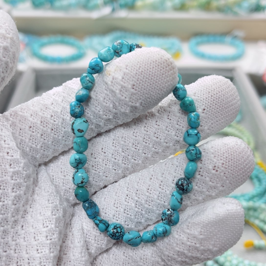 绿松石绿松石未镶嵌