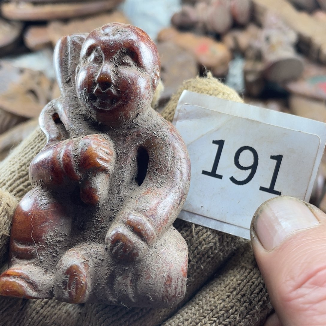 和田玉（糖玉）未镶嵌挂件