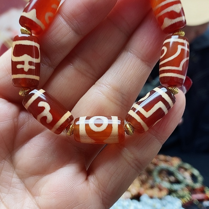 玛瑙/玉髓颈饰合金