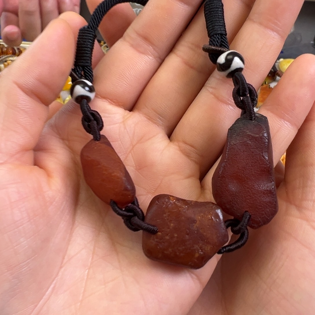 蜜蜡裸石未镶嵌蜜蜡