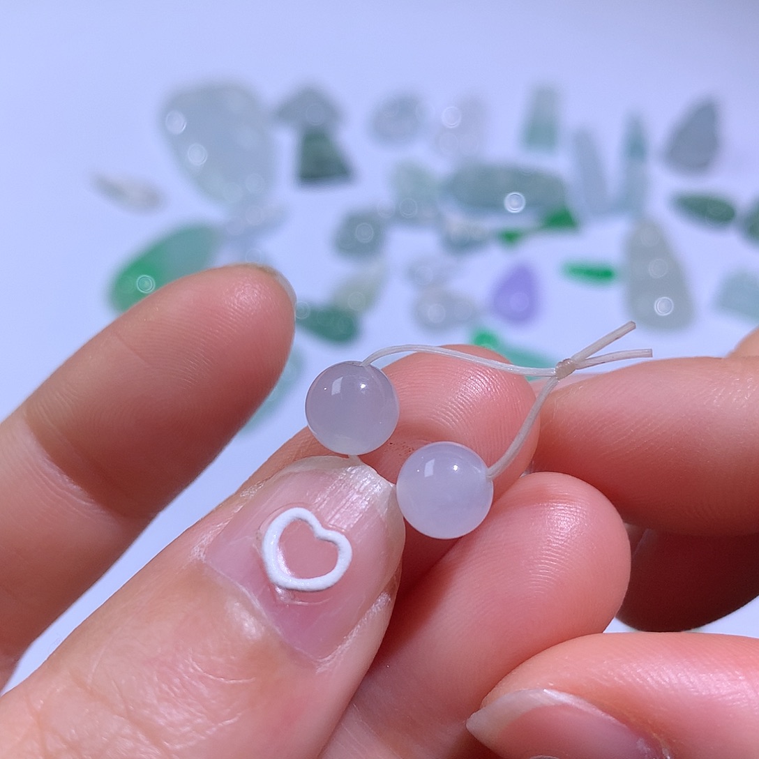 翡翠颈饰未镶嵌珠子