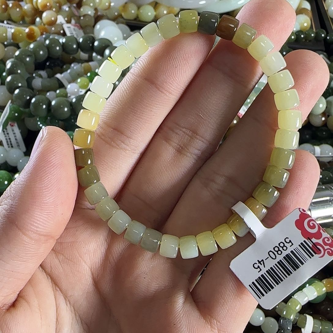 和田玉手链未镶嵌356