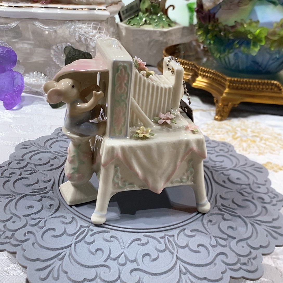 摆件0212骨瓷老鼠放映机摆件礼盒装