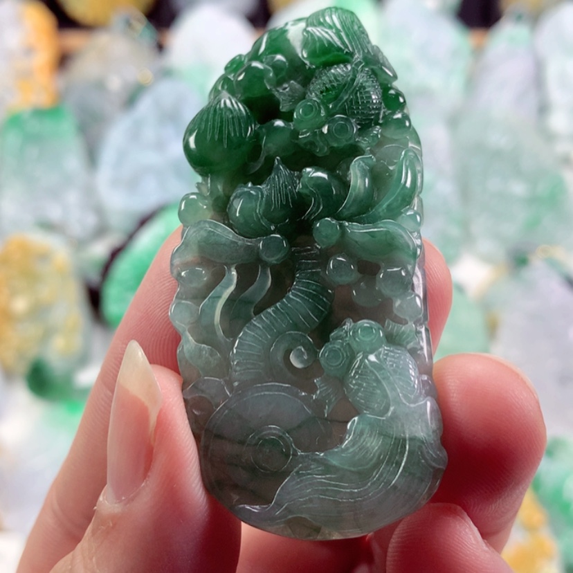 【闪购商品】翡翠吊坠(不含链)未镶嵌