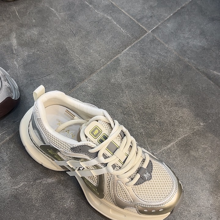 板鞋513-60080香槟色37码