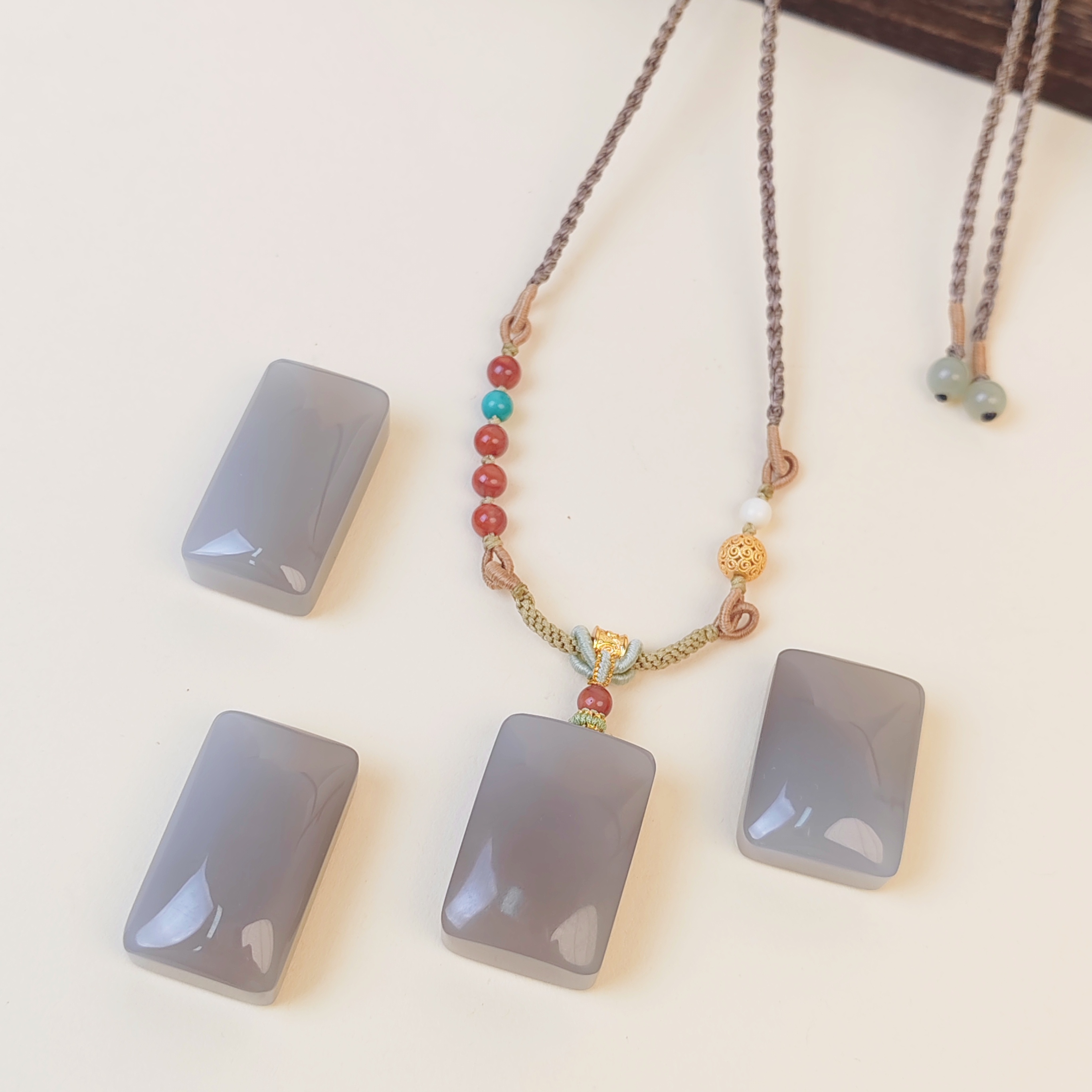 【大面包】烟藕面包无事牌手工编绳项链（多样性发其一）