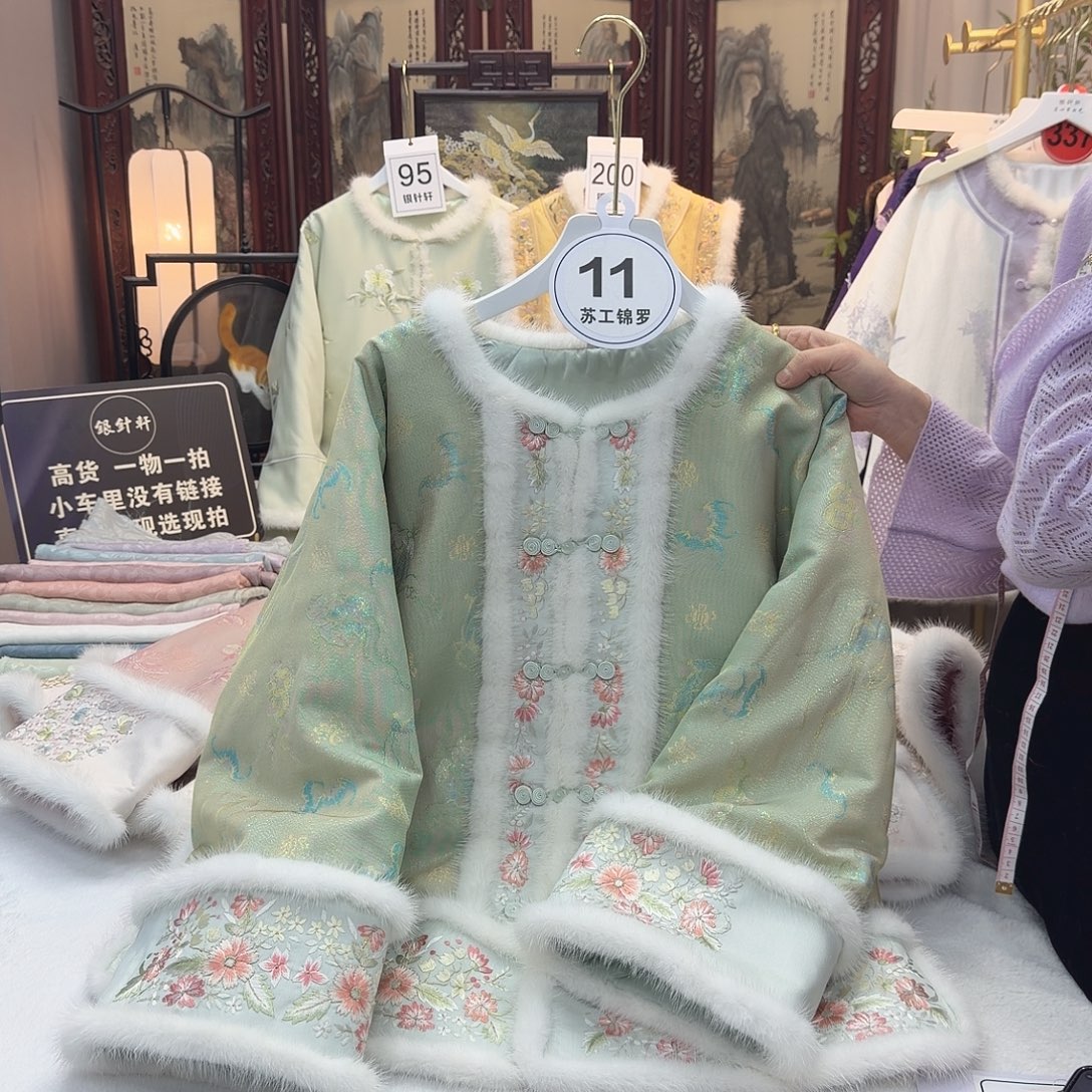 小***糖非遗传承人和文化遗产保护