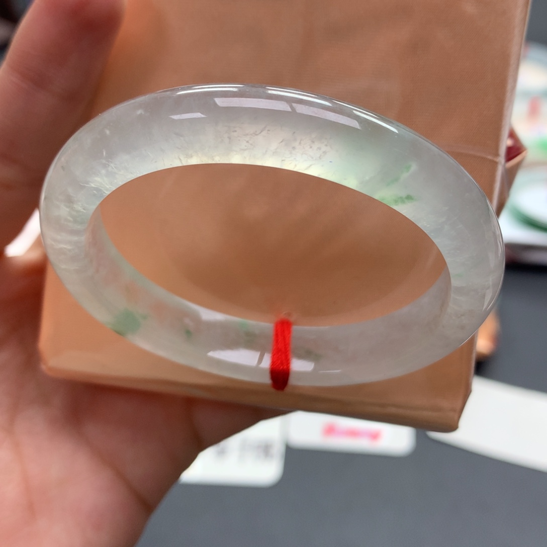 翡翠未镶嵌手镯15号52.+贵妃西湖龙井网红料（毕业款）